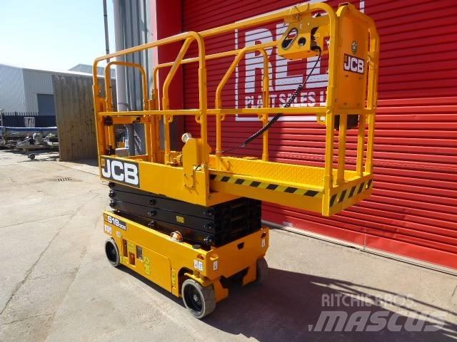 JCB S 1930 E 剪叉式升降机