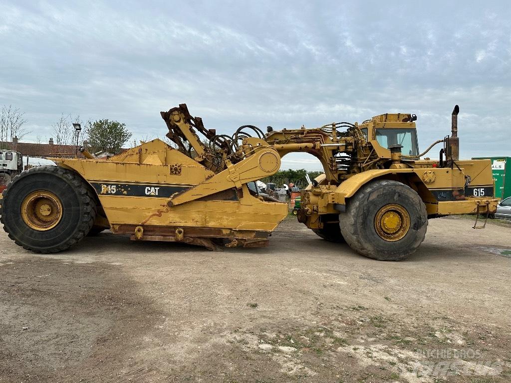 CAT 615 铲运机