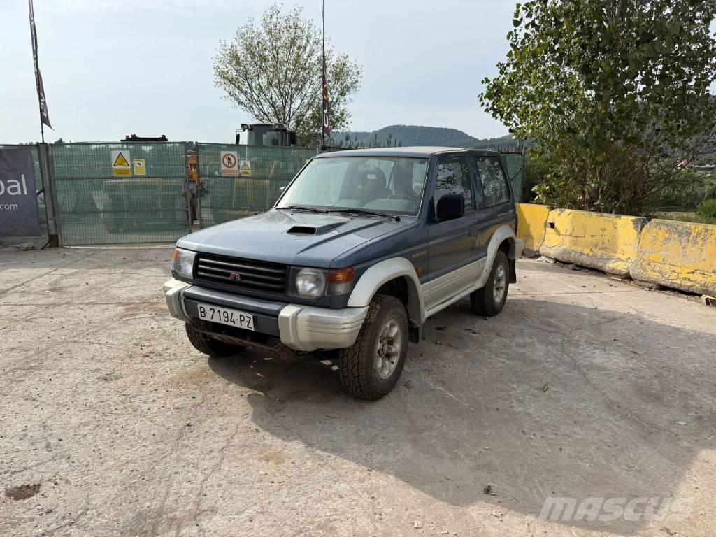 Mitsubishi Montero 汽车
