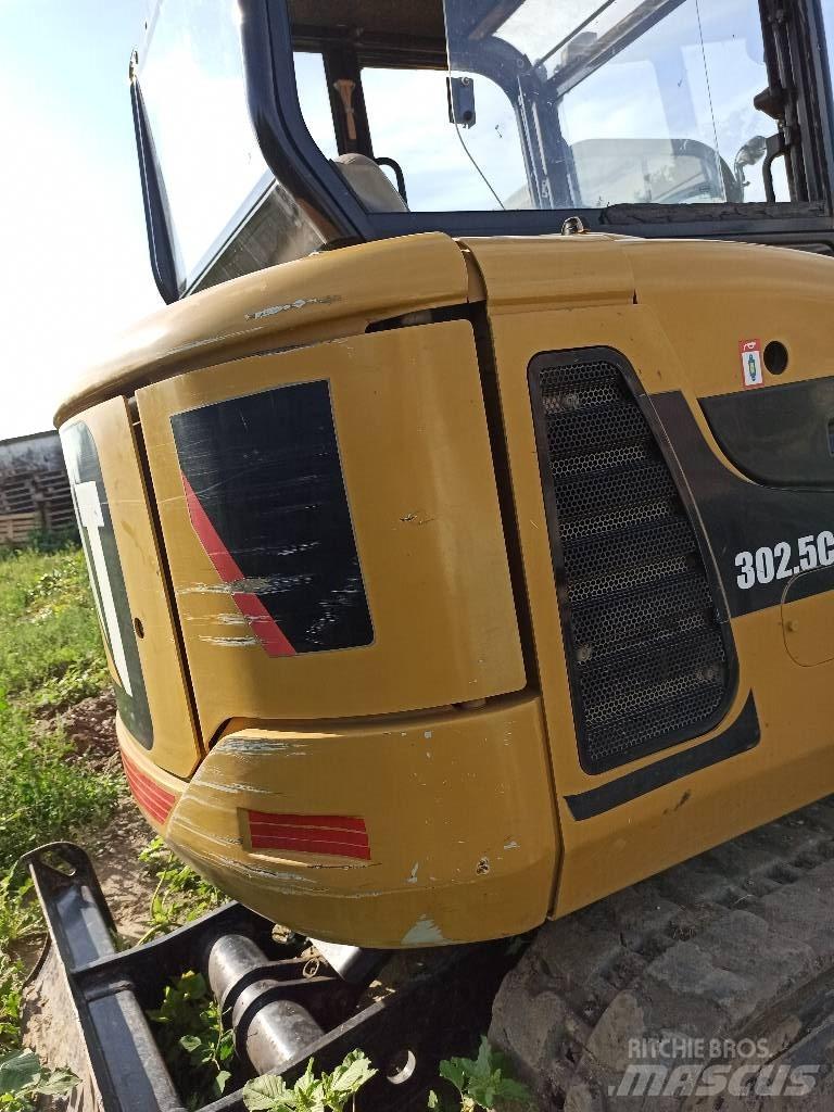 CAT 302.5 C 小型挖掘机