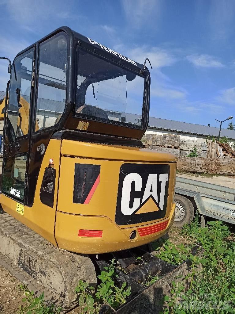 CAT 302.5 C 小型挖掘机