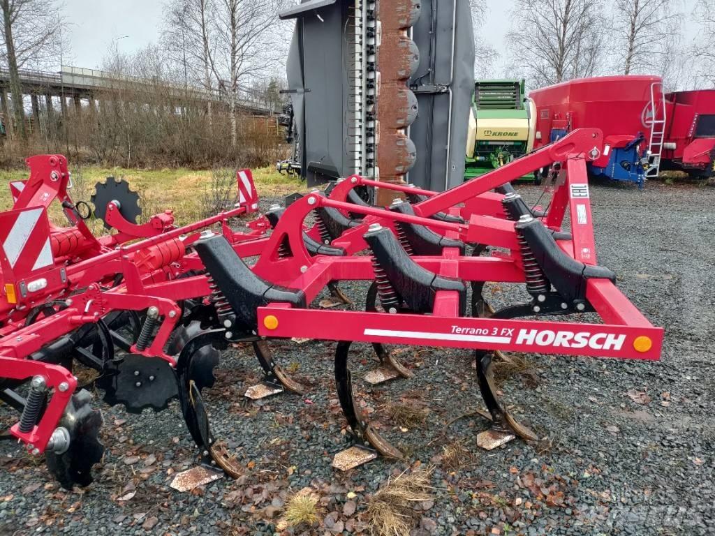 Horsch Terrano 3 FX 手扶中耕机