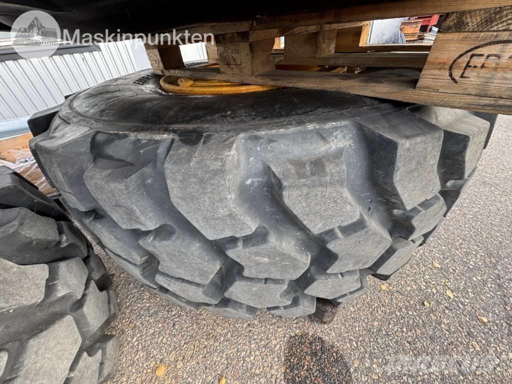 Trelleborg EMR1030 轮胎、车轮和轮圈