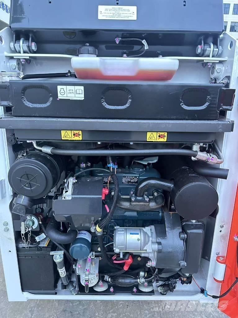 Bobcat S70 滑移装载机