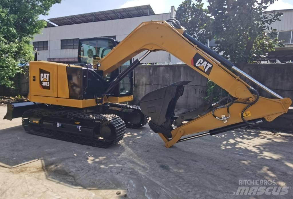 CAT 307.5 小型挖掘机