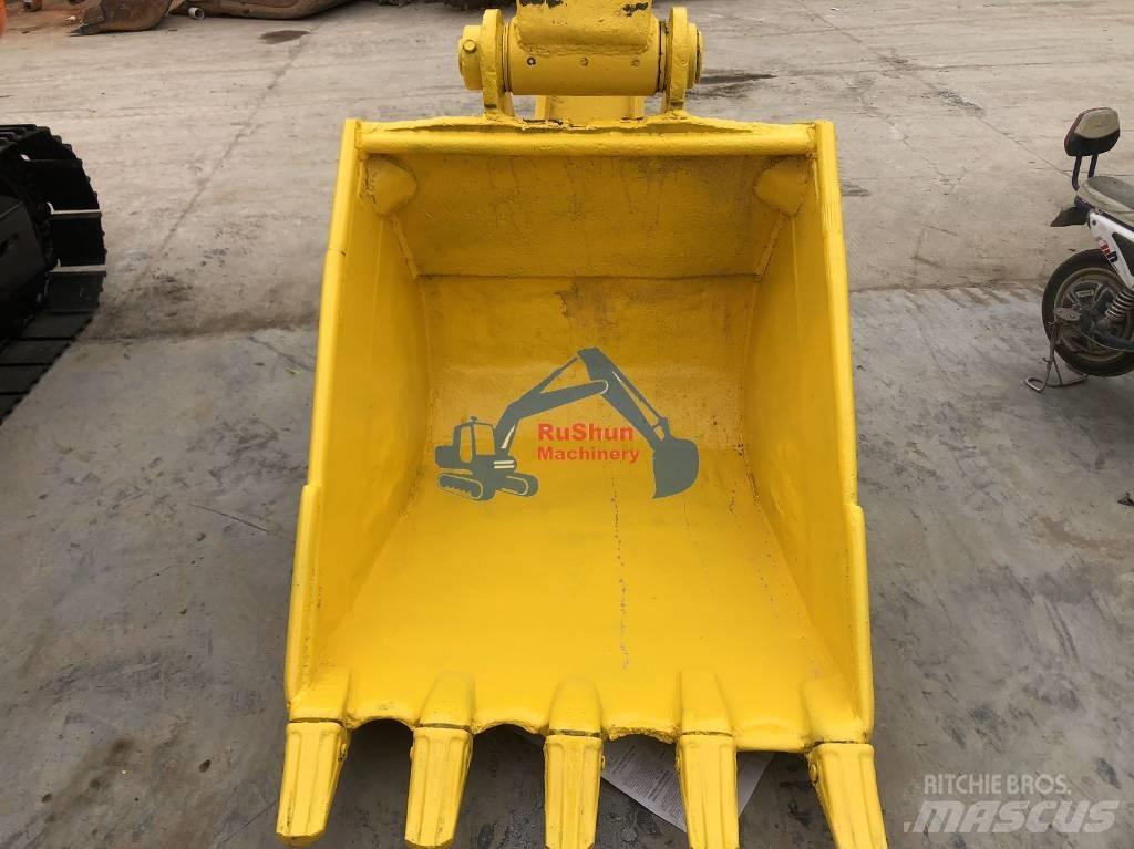 Komatsu PC200-6 中型挖掘机