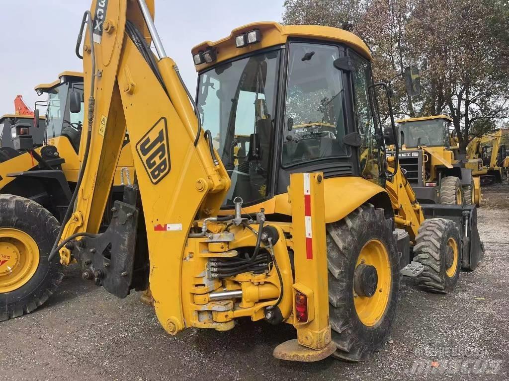 JCB 3CX 轮式装载机