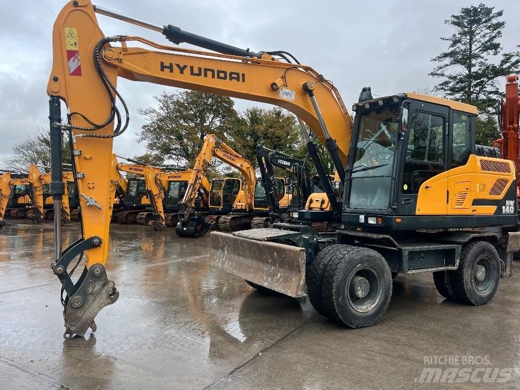 Hyundai HW140 轮式挖掘机