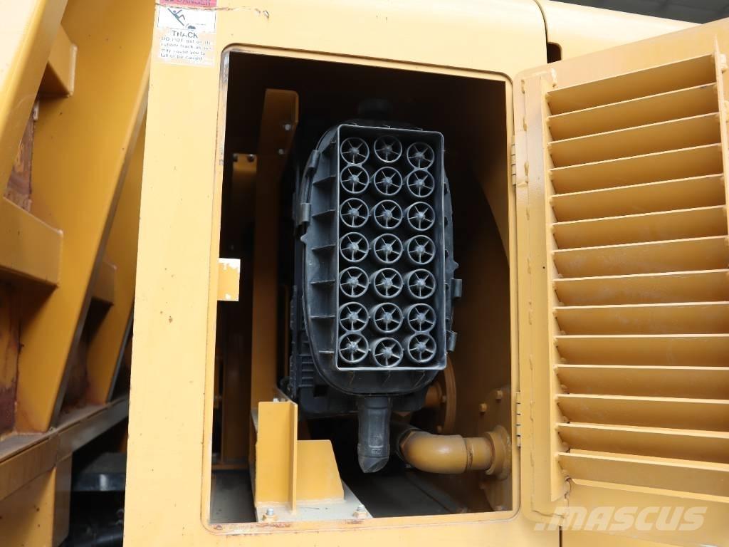 Morooka MST 2200 V D 履带式自卸车
