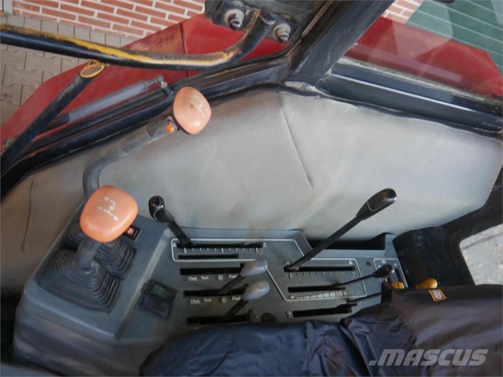 Case IH 4230 2wd 拖拉机/农用车