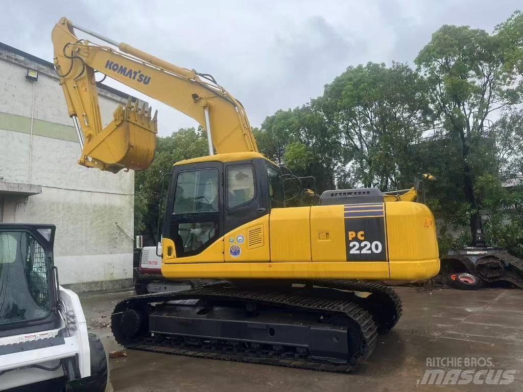 Komatsu PC 220-7 履带挖掘机