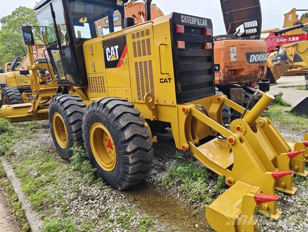 CAT 120 H 平地机/推土机