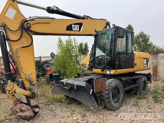 CAT M 322 D 轮式挖掘机