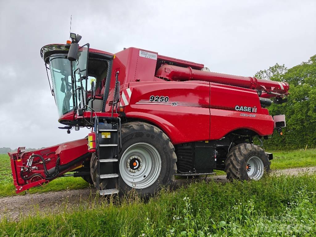 Case IH 9250 联合收割机