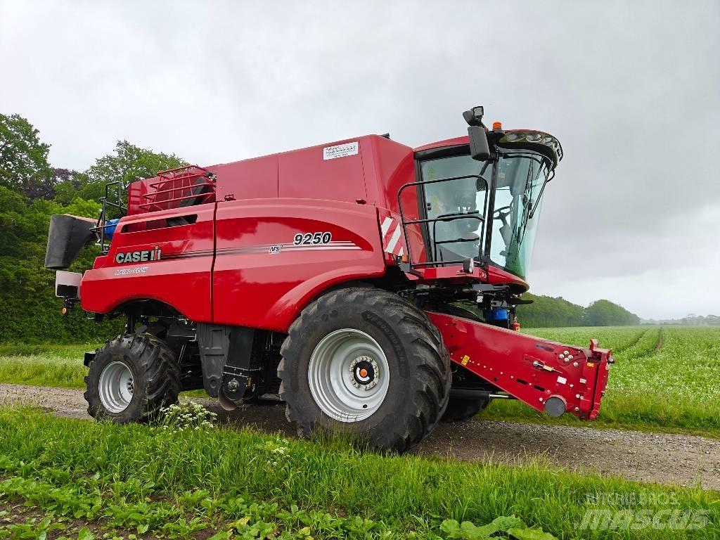 Case IH 9250 联合收割机
