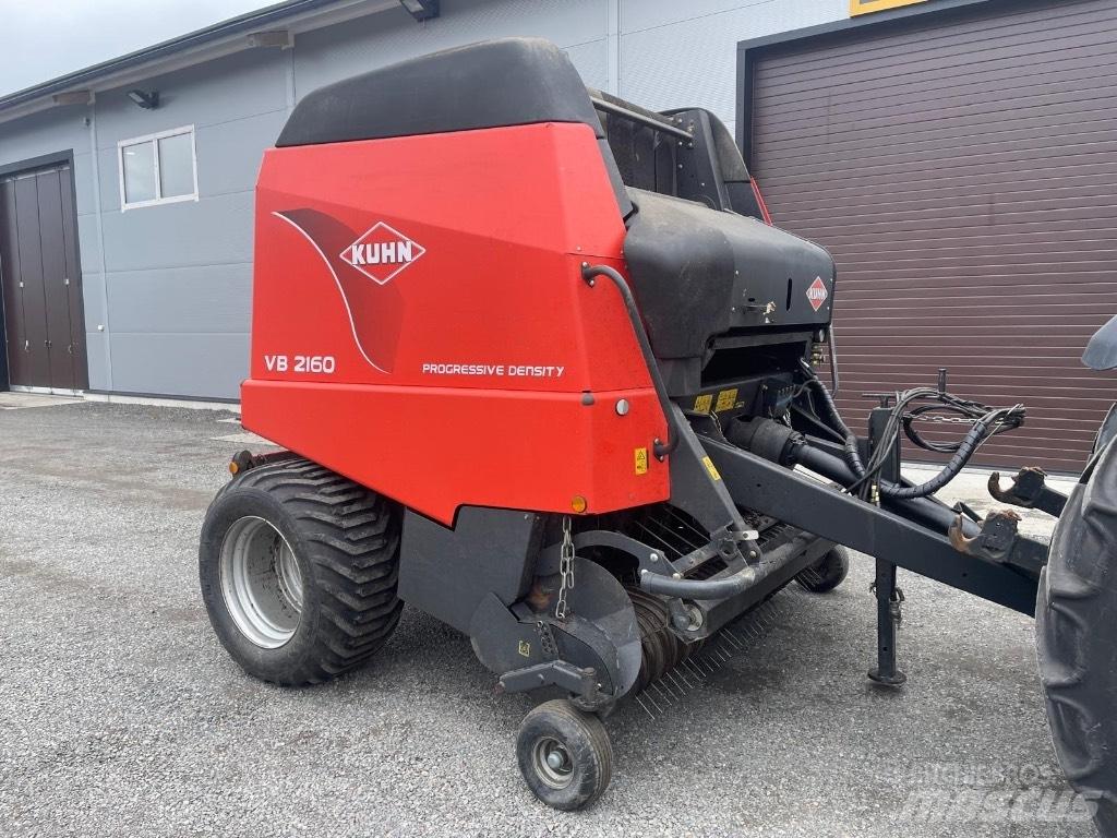 Kuhn VB 2160 OC 23 圆捆打捆机