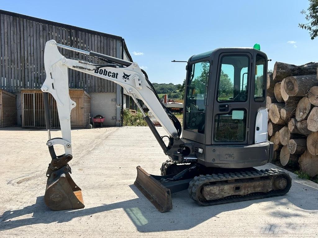 Bobcat E 25 小型挖掘机