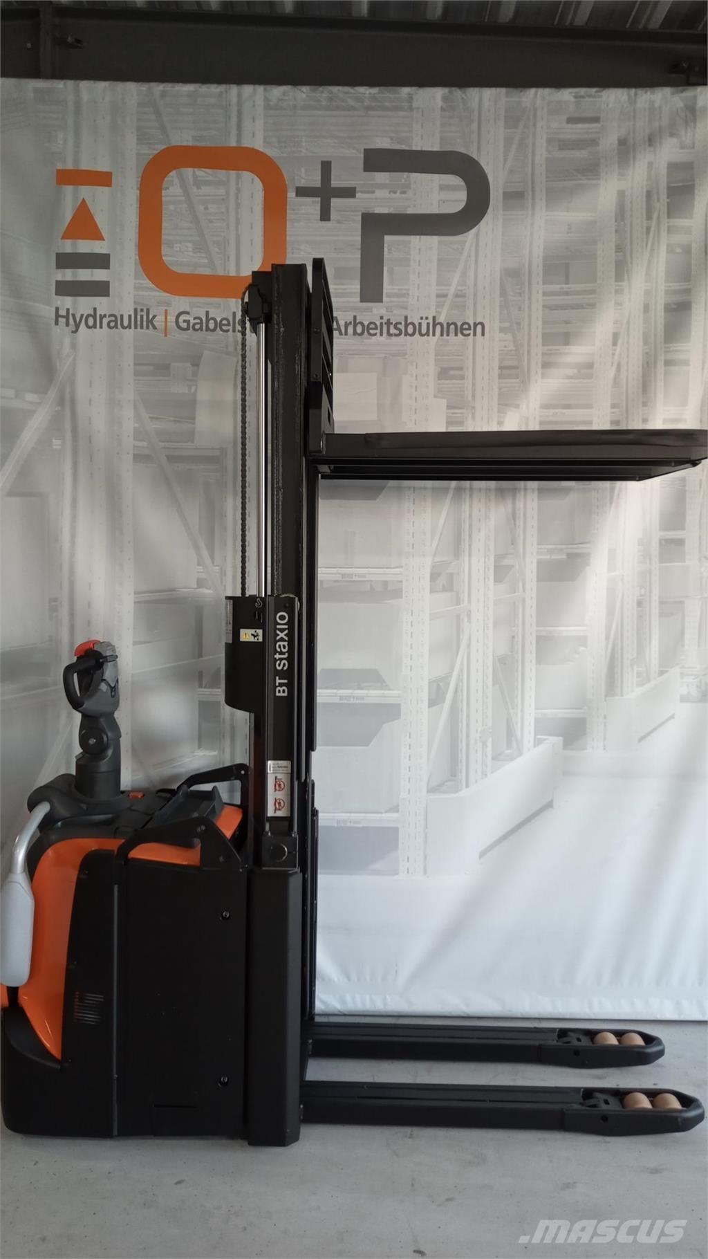 Toyota SPE200D 行走式堆垛机