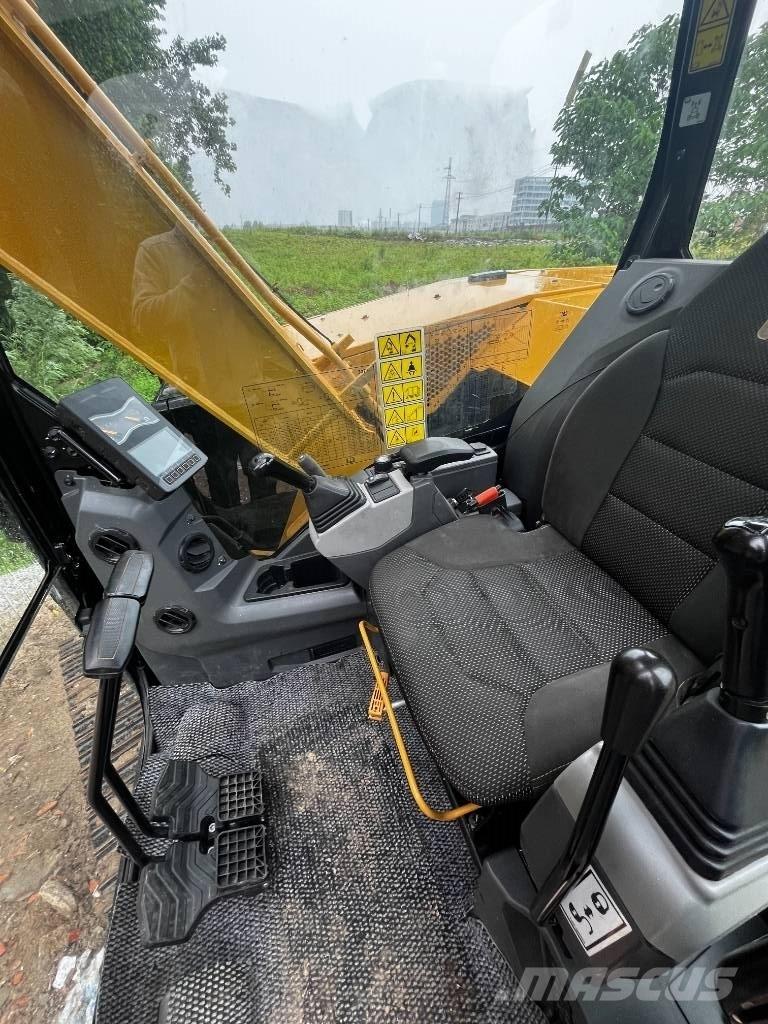 CAT 307,5 中型挖掘机