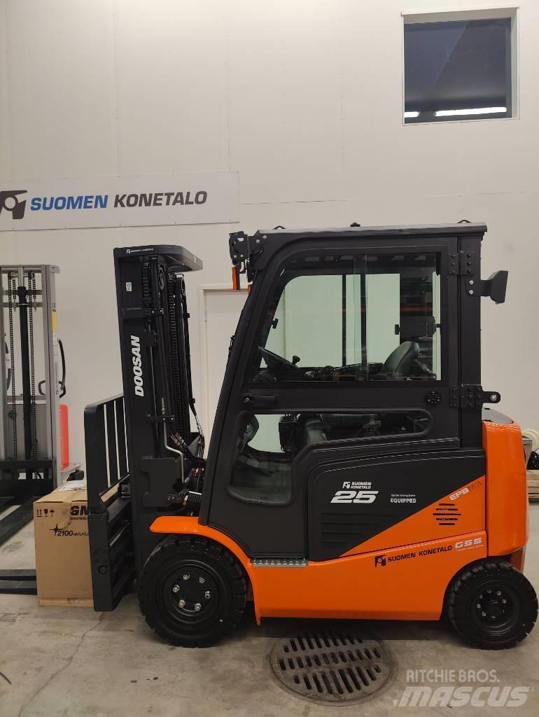 Doosan B25NS TARJOUS! 电动叉车