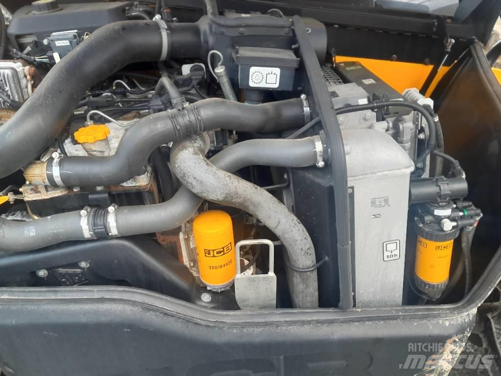 JCB 541-70 伸缩臂叉装车|叉装车