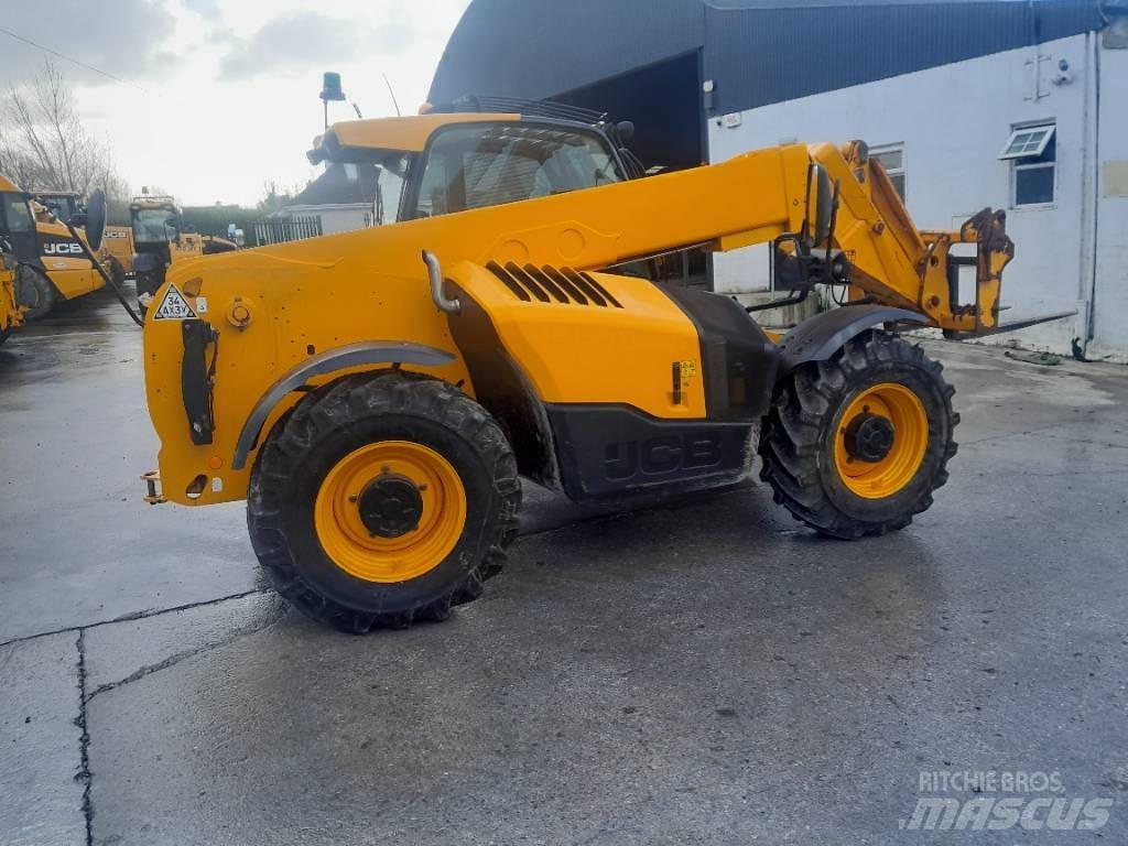 JCB 541-70 伸缩臂叉装车|叉装车