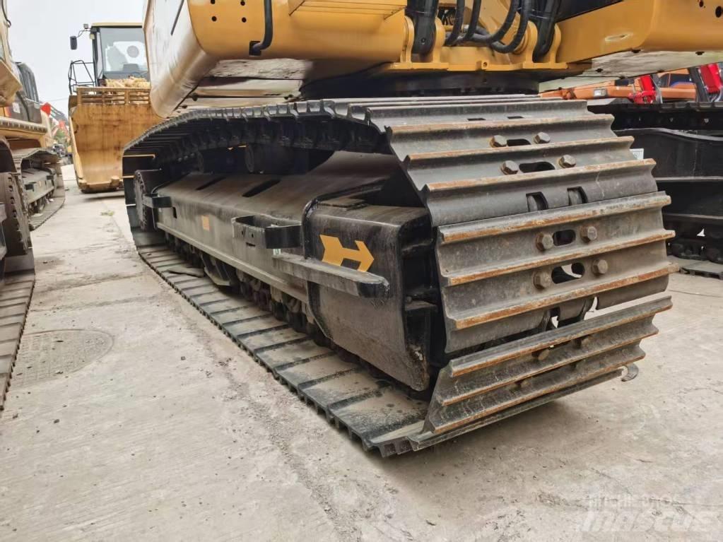 CAT 320 D L 履带挖掘机