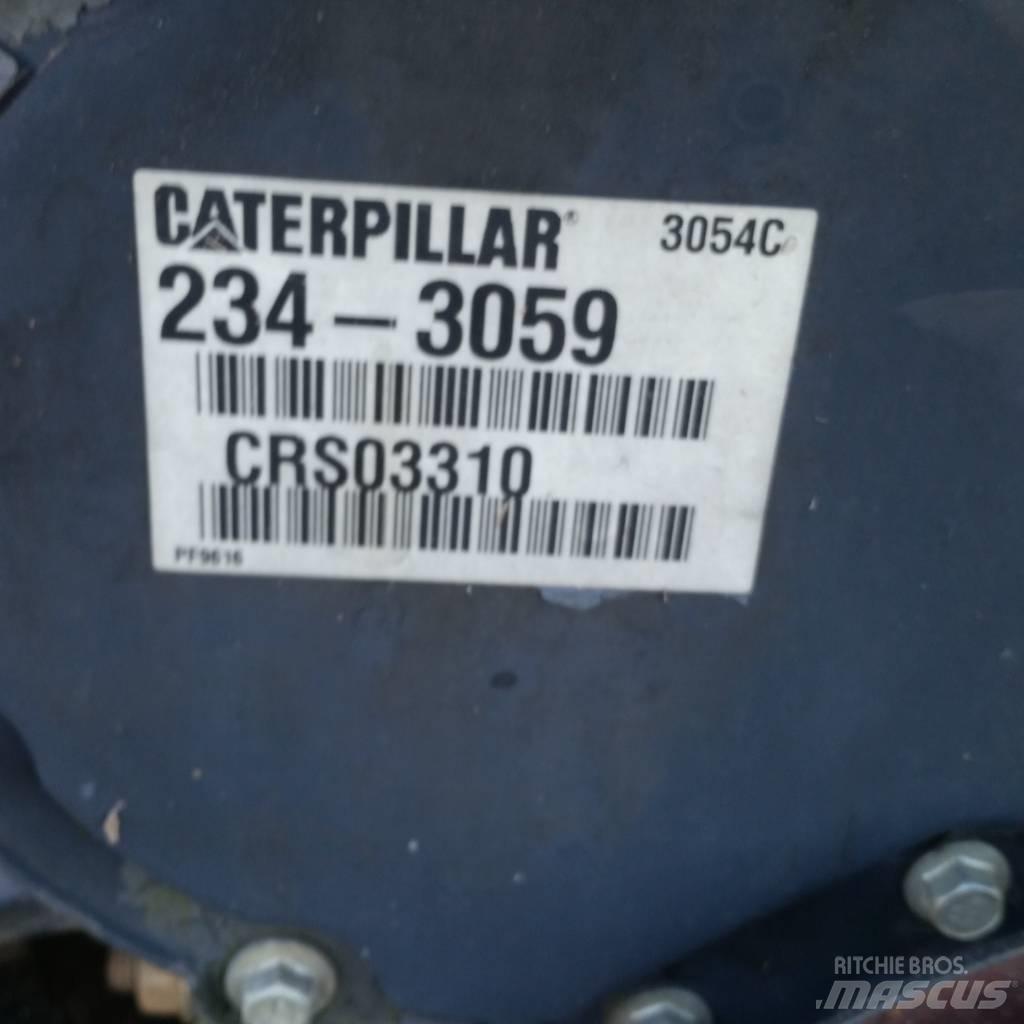 CAT 3054 C 发动机