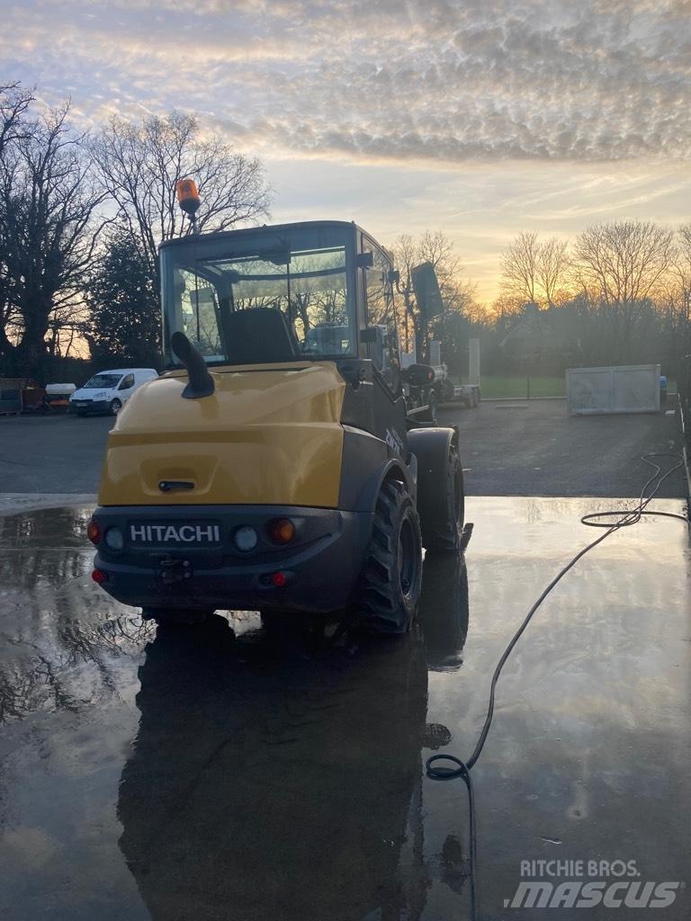 Hitachi ZW 75-6 轮式装载机