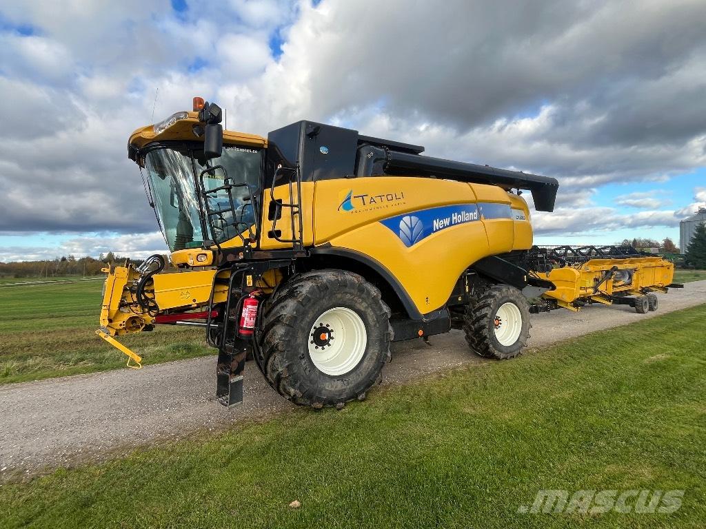 New Holland CX 8080 联合收割机
