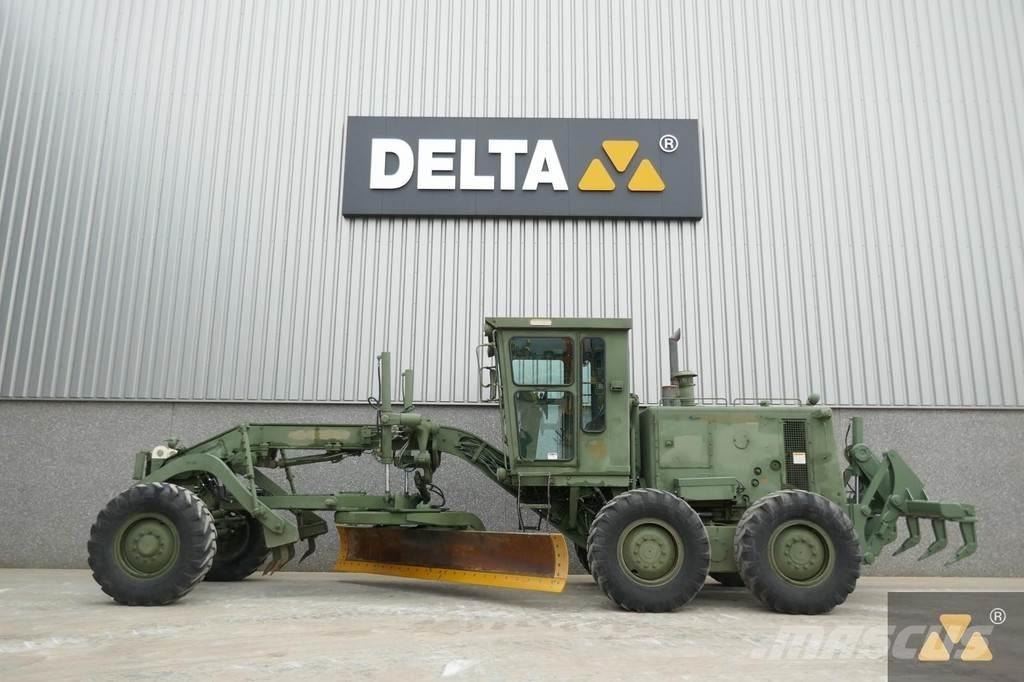 CAT 130G Ex-army 平地机/推土机