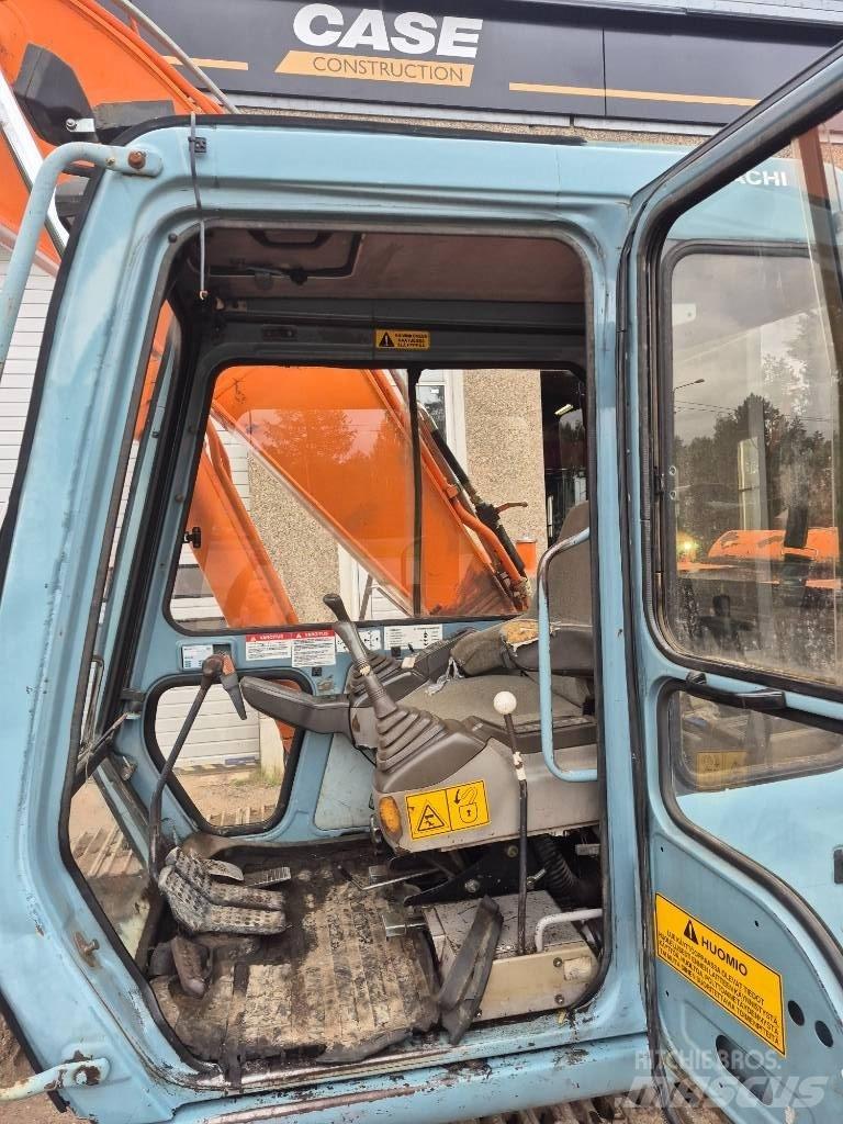 Hitachi EX 200-3 履带挖掘机