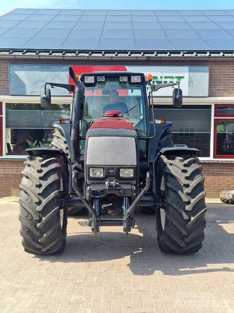 Valtra 8950 拖拉机/农用车