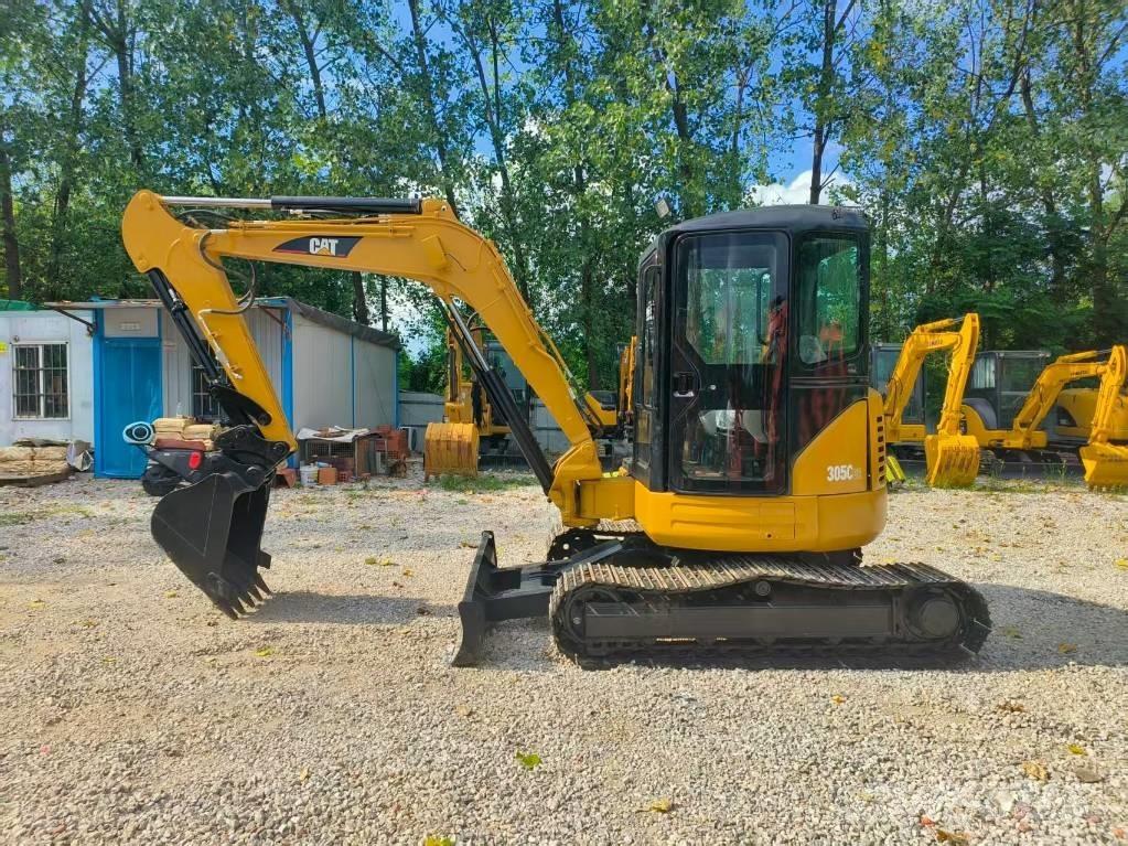 CAT 305 C CR 小型挖掘机