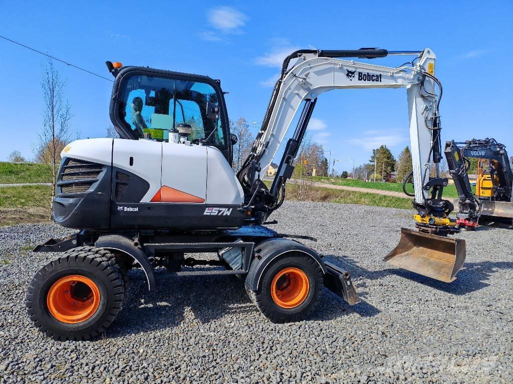 Bobcat E 57 W 轮式挖掘机