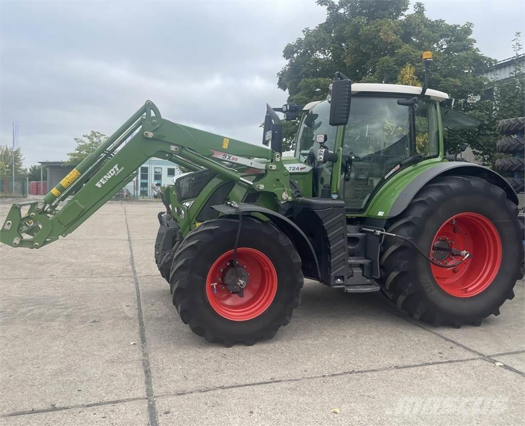 Fendt 724 Vario 拖拉机/农用车