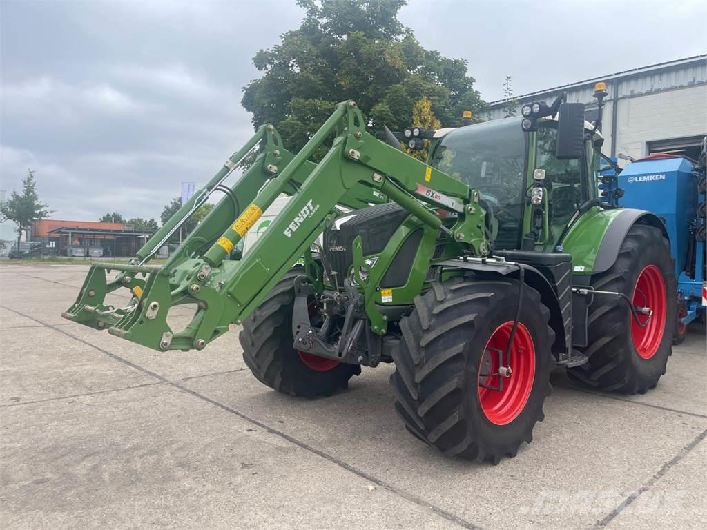 Fendt 724 Vario 拖拉机/农用车