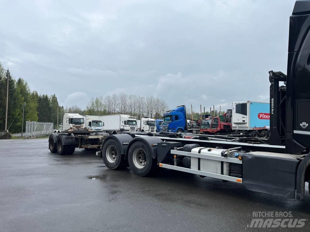Närko V LAVA D5HF51 货柜车
