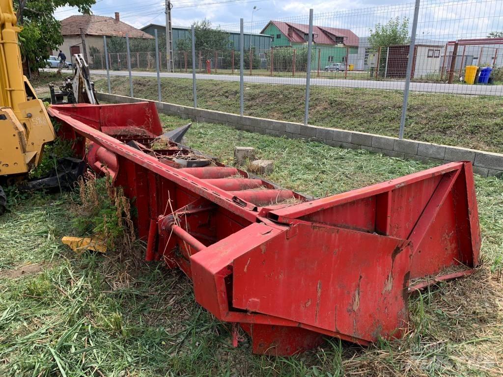 Kuhn 11M 联合收割机头