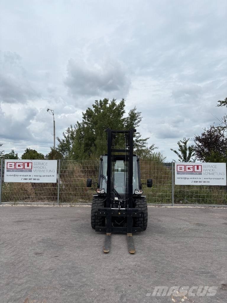 Manitou MSI 35 越野叉车|叉装车