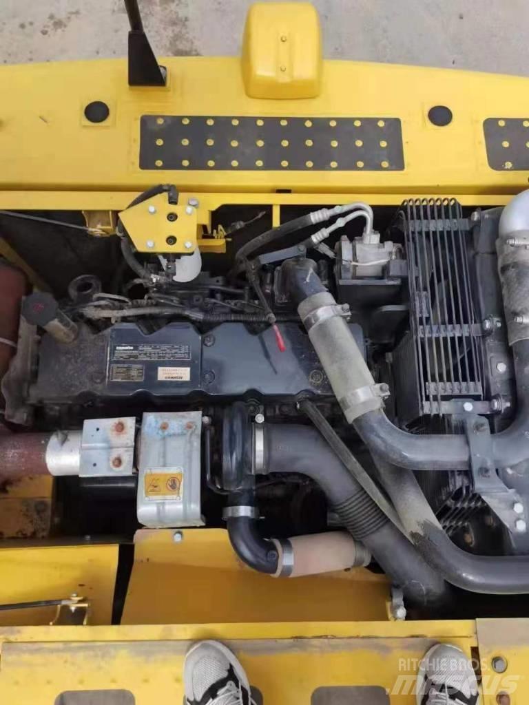 Komatsu pc200-8 履带挖掘机