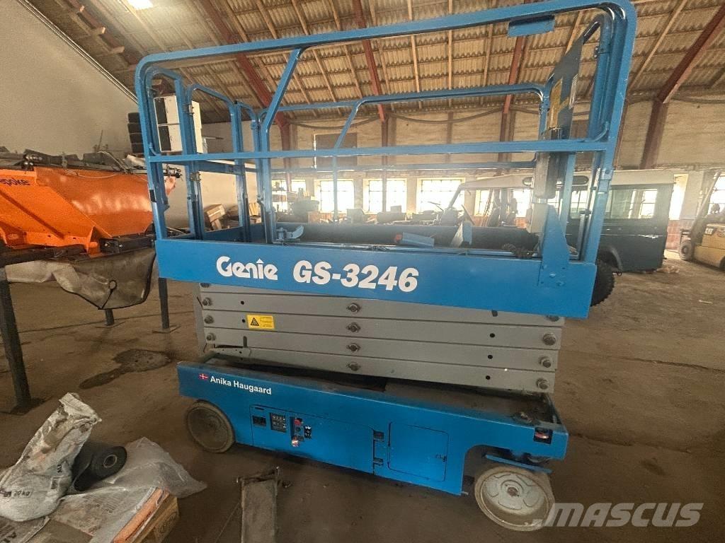 Genie GS3246 剪叉式升降机
