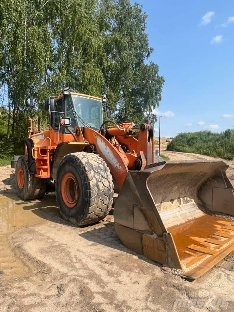 Doosan 420 轮式装载机