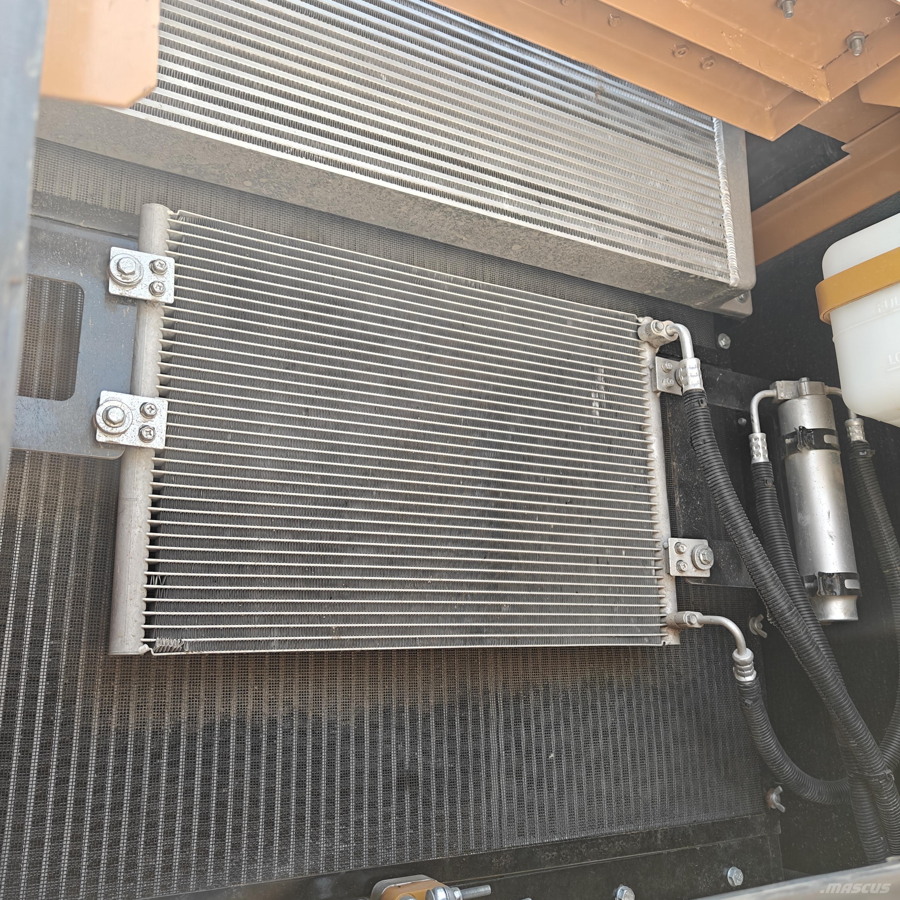 Sany 365H 履带挖掘机