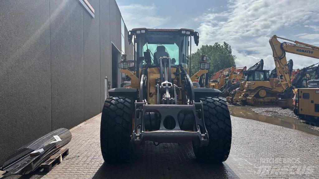 Volvo L 90 H 轮式装载机