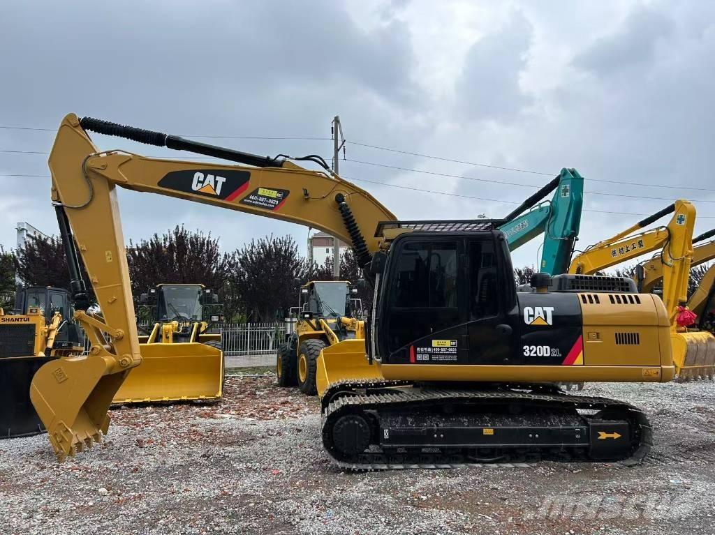 CAT 320 D L 履带挖掘机