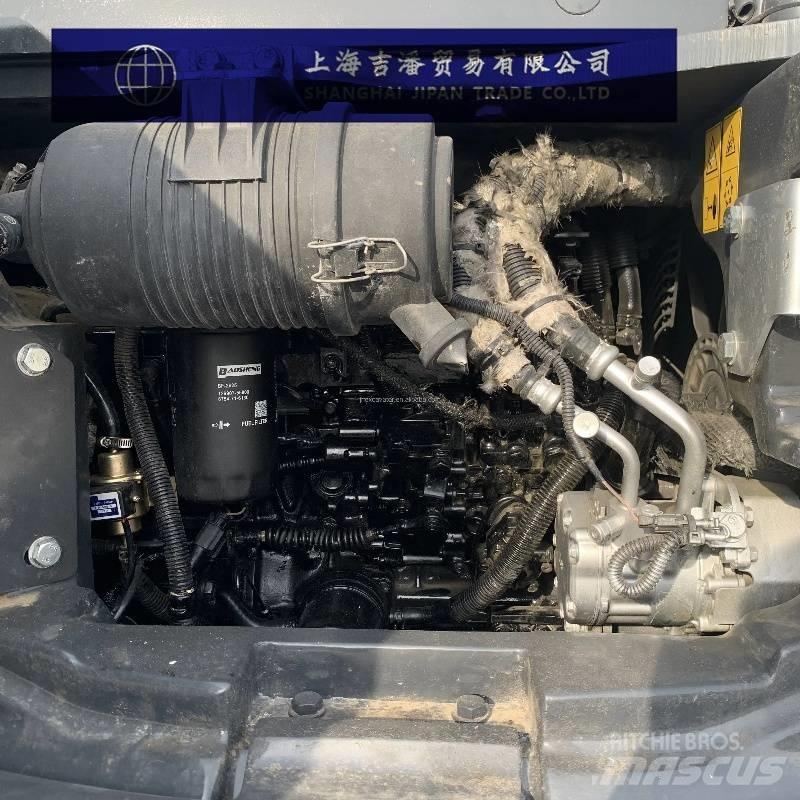 Komatsu PC 55 小型挖掘机