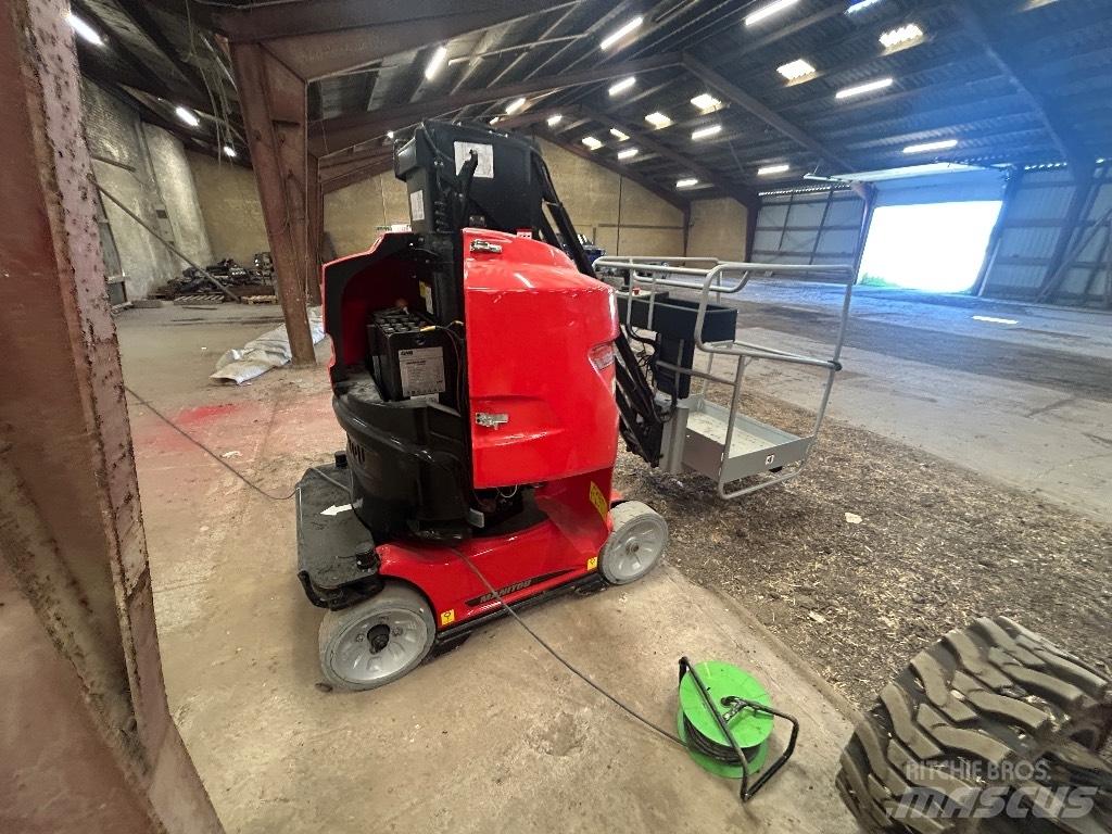 Manitou 100 VJR 客货电梯