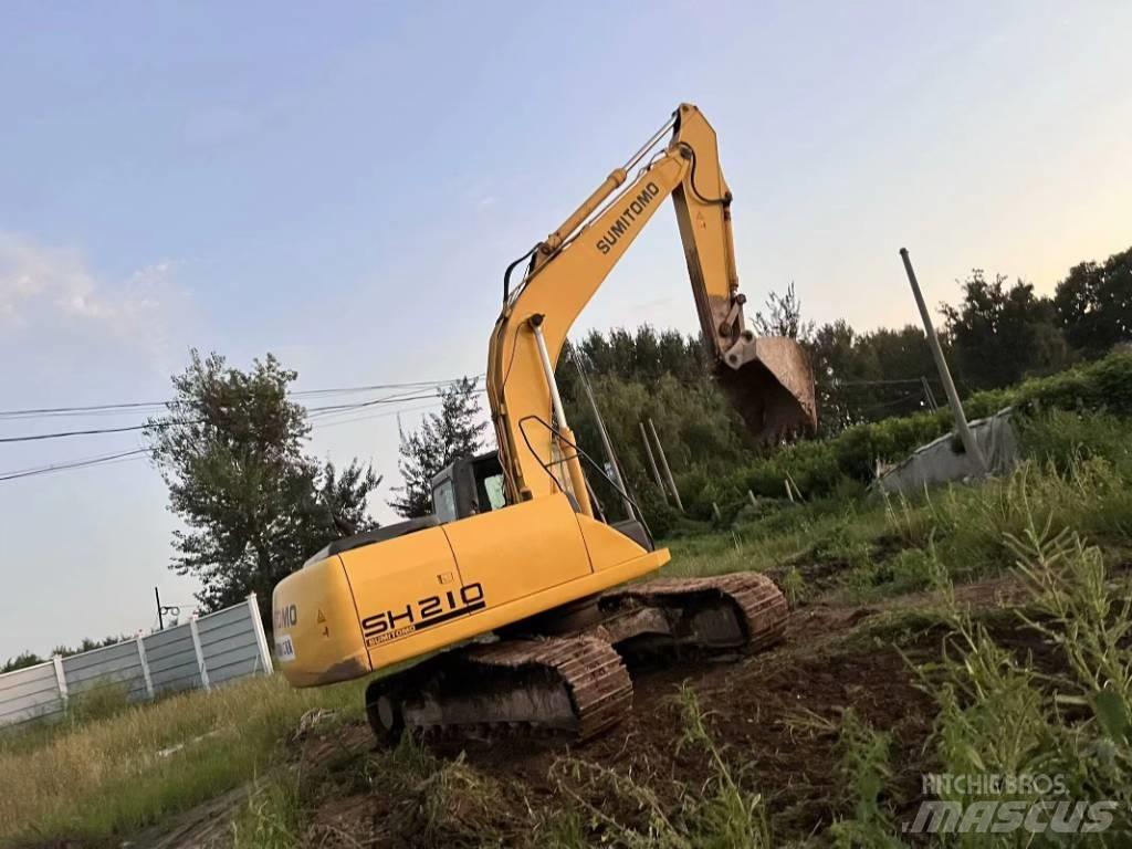Sumitomo SH210 履带挖掘机