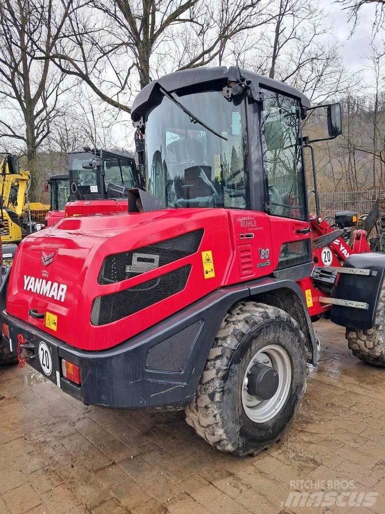 Yanmar V 80 轮式装载机